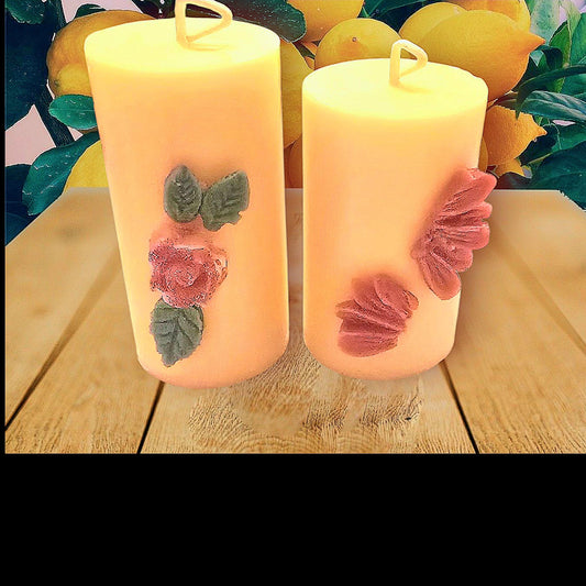 Flower embed pillar candle