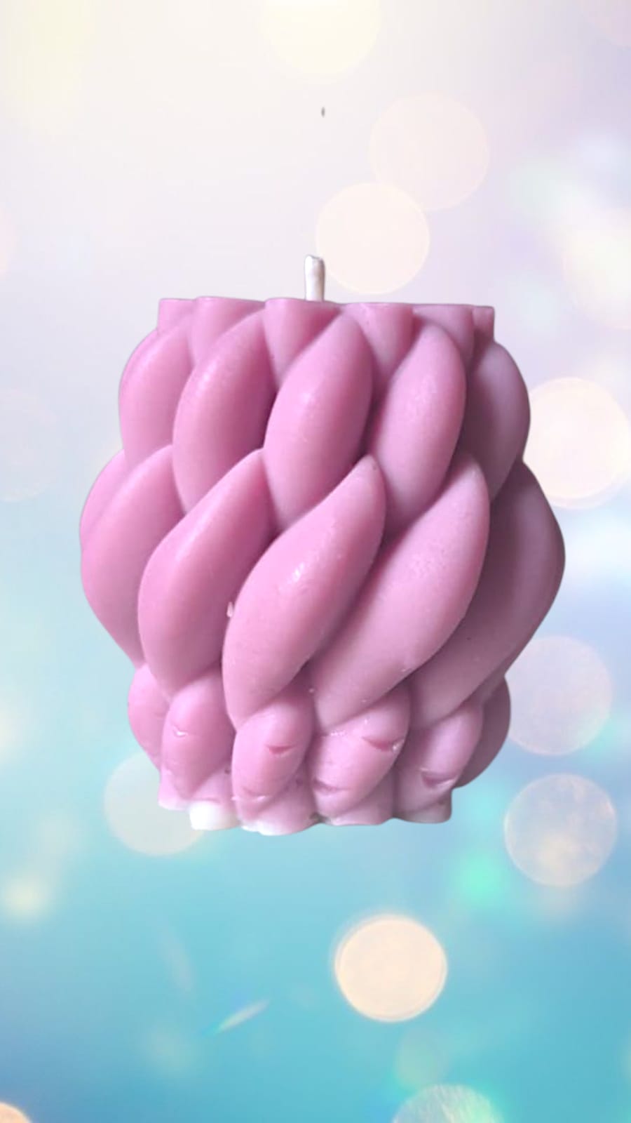 Knotted spiral candle