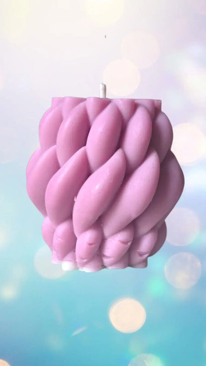 Knotted spiral candle - art.candle